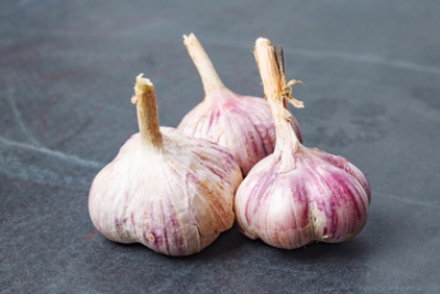 What are the health benefits of garlic?
